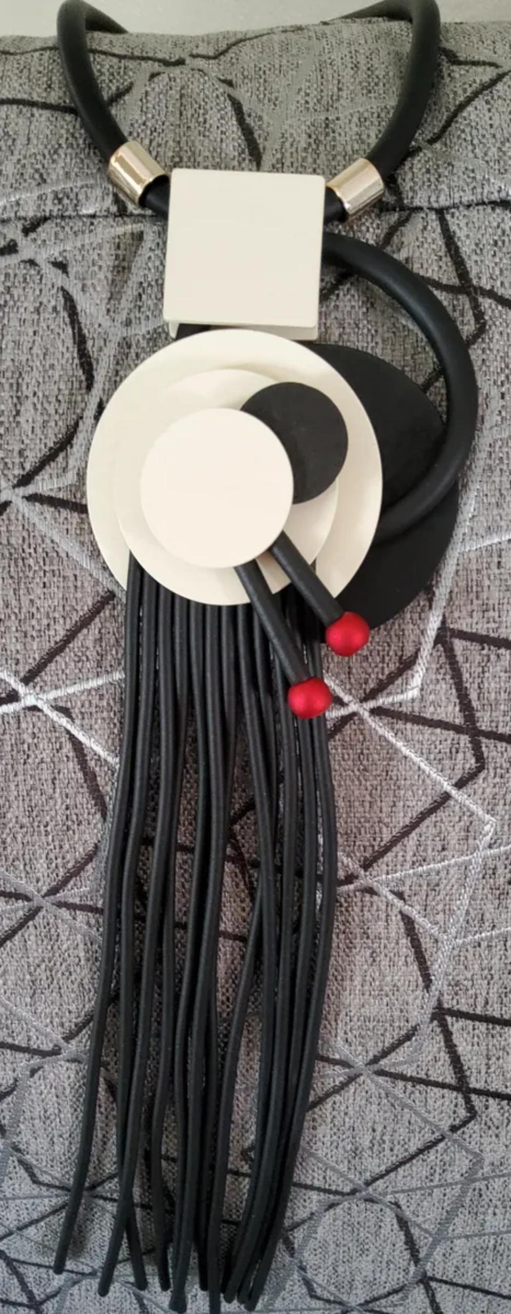 Round and Tassel Necklace